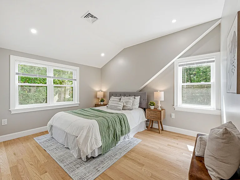 63 Russell Rd — Photo 8