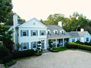 37 Piping Rock Rd, Matinecock, NY 11560