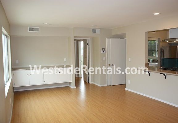 2nd image of 1211 Boston St APT 1