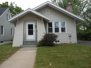 31 Osborne Ter, Springfield, MA 01104