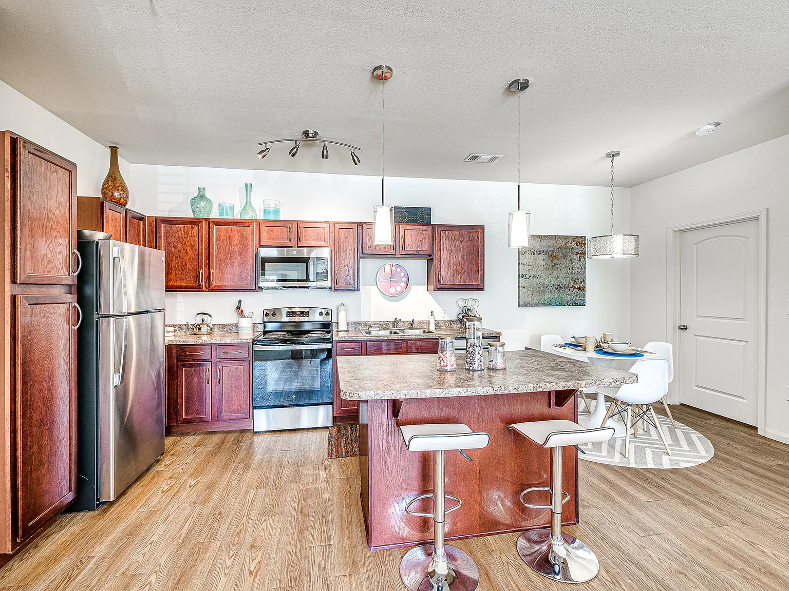 The Parc at East Fifty First — Photo 4