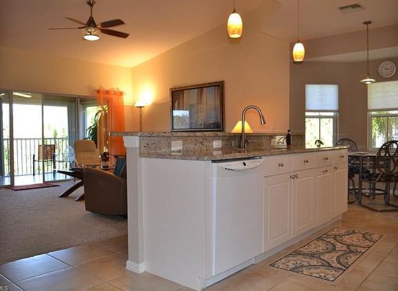 5th image of 28620 Carriage Homes Dr #204