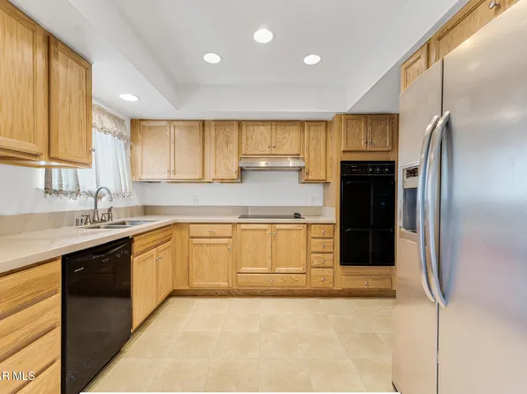 20711 Lemarsh St Unit B, Chatsworth, CA 91311