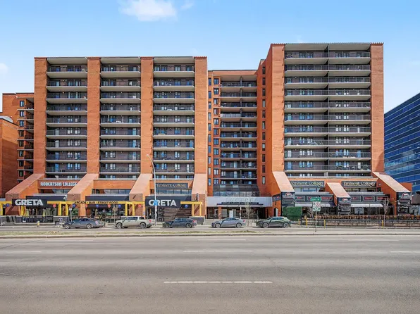 10125 109th St NW #608, Edmonton, AB T5J 3P1