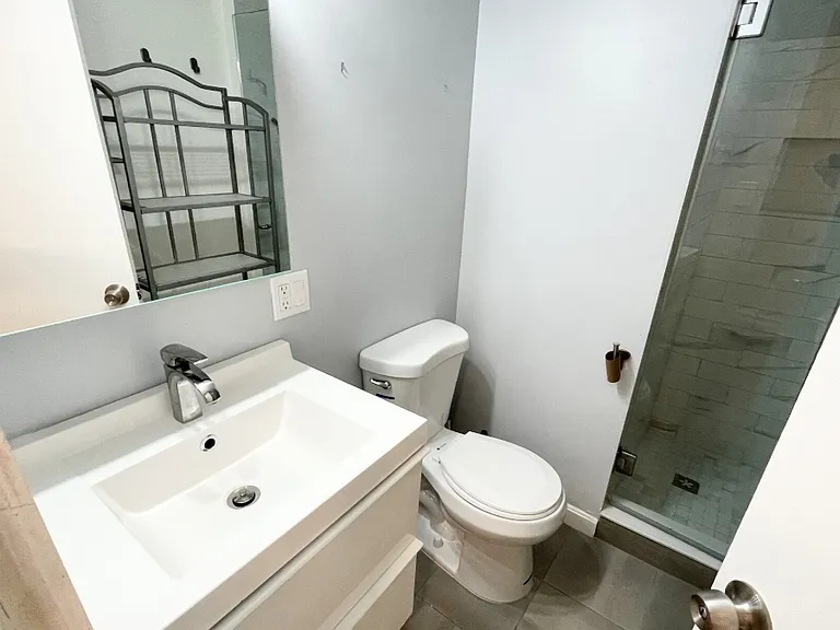 39 Hemenway St #26A — Photo 8
