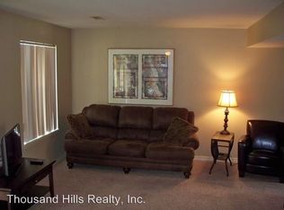 470 Abby Ln APT 2, Branson, MO 65616