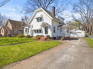 519 Elmgrove Rd, Rochester, NY 14606