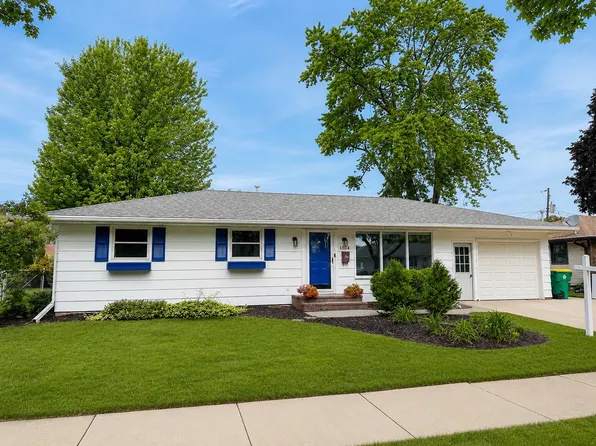 1604 Walls St, Green Bay, WI 54304