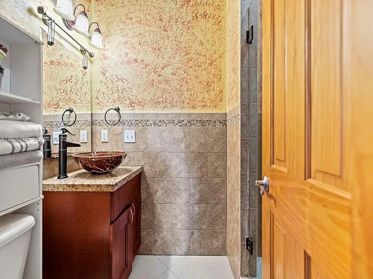 24225 SW 198th Ave — Photo 25