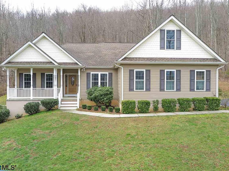 1st image of 401 Mountainside Dr