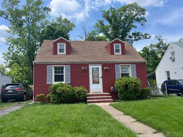 34 McAuliffe Dr, North Brunswick, NJ 08902