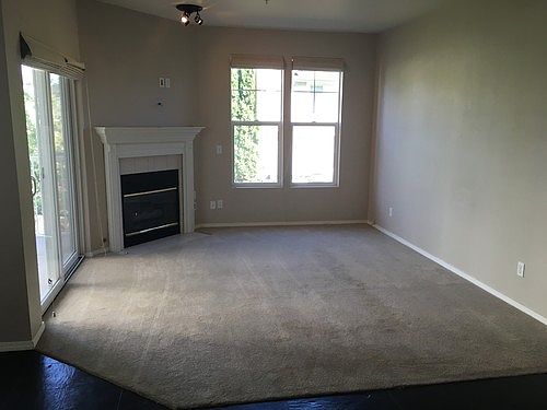 5th image of 2036 Newport Way NW