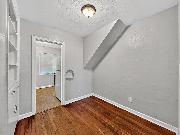 804 Highland Ave — Photo 10