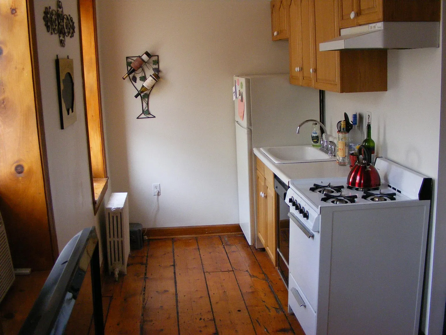 252 2nd St — Photo 3