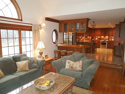 Picture-perfect, Private Victorian - Southampton — Photo 3