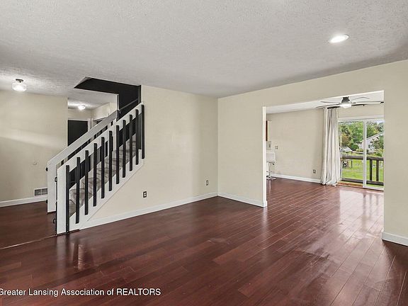4th image of 8585 N Gregory Rd