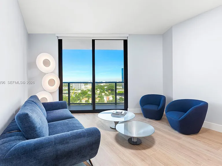 501 NE 31st St #1710 — Photo 3