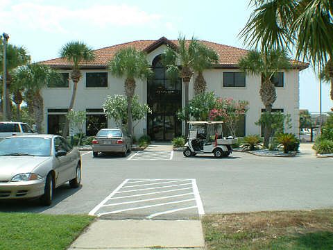 Horizon Club House