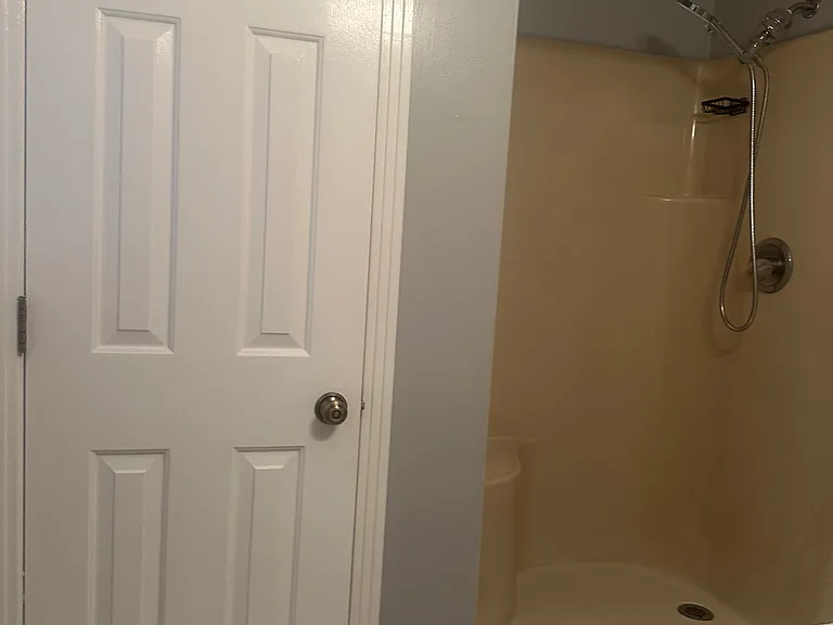809 Hilltop Cir #HOUSE — Photo 35