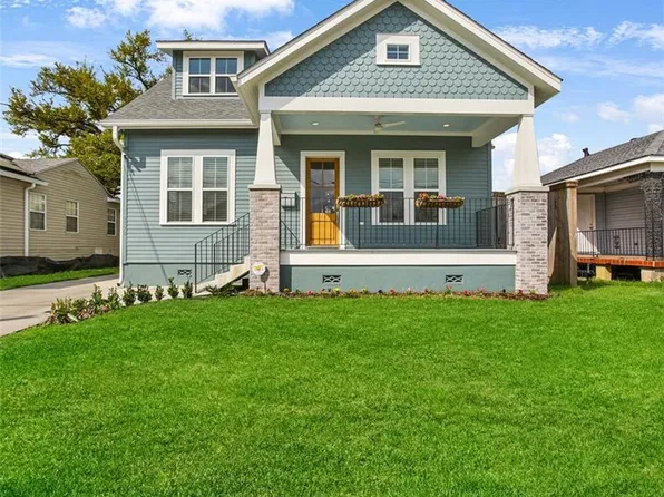 5322 Warrington Dr, New Orleans, LA 70122