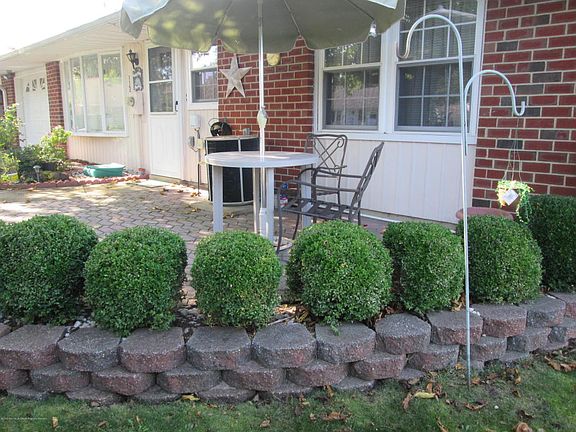 4th image of 1157A Argyll Cir