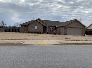 109 Emery Blvd, Pea Ridge, AR 72751