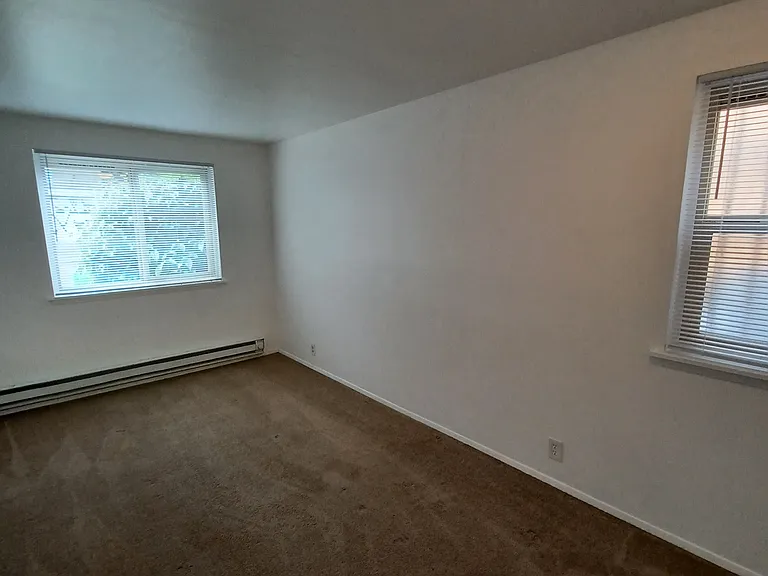 University View Apartments — Photo 38