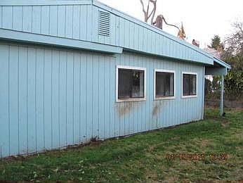 5th image of 710 Marion St NE