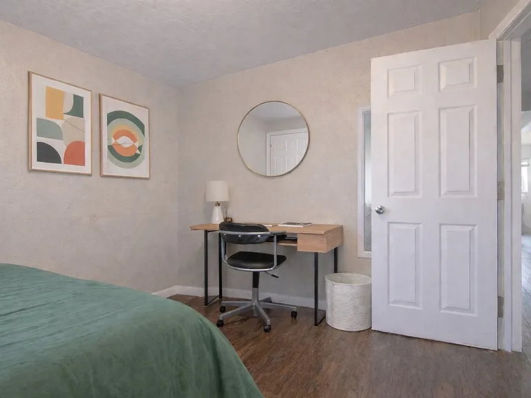 605 S Aurora St — Photo 47