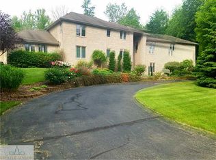 3665 Beech Tree Ln, Okemos, MI 48864