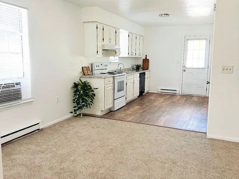 1014 E Balview Ave — Photo 14