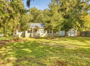 7 Dry Saw Mill Rd, Manorville, NY 11949