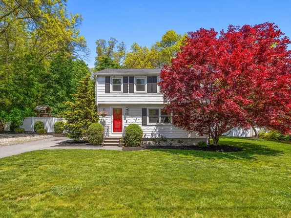 236 Salem Rd, Tewksbury, MA 01876