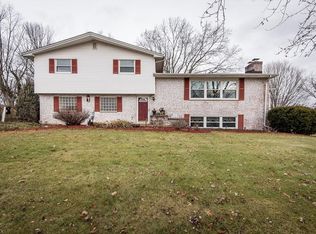4026 Zink Dr NW, Canton, OH 44718