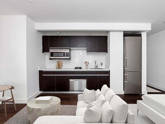 4th image of 116 John St #22100
