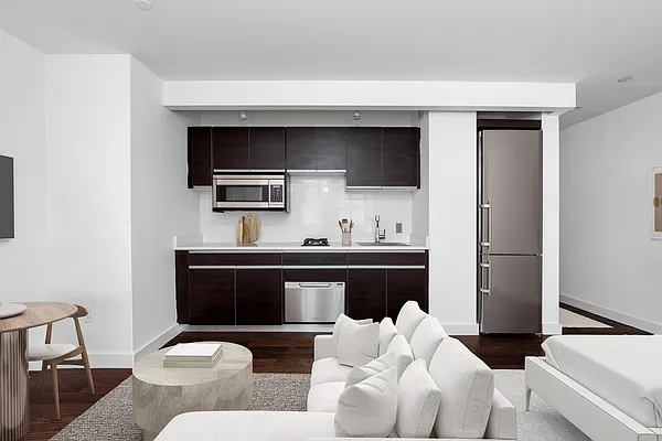 Rented by Platinum Properties | media 16