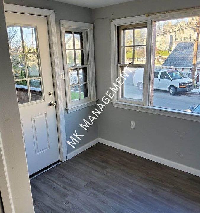 1st image of 610 Roosevelt Ave #C