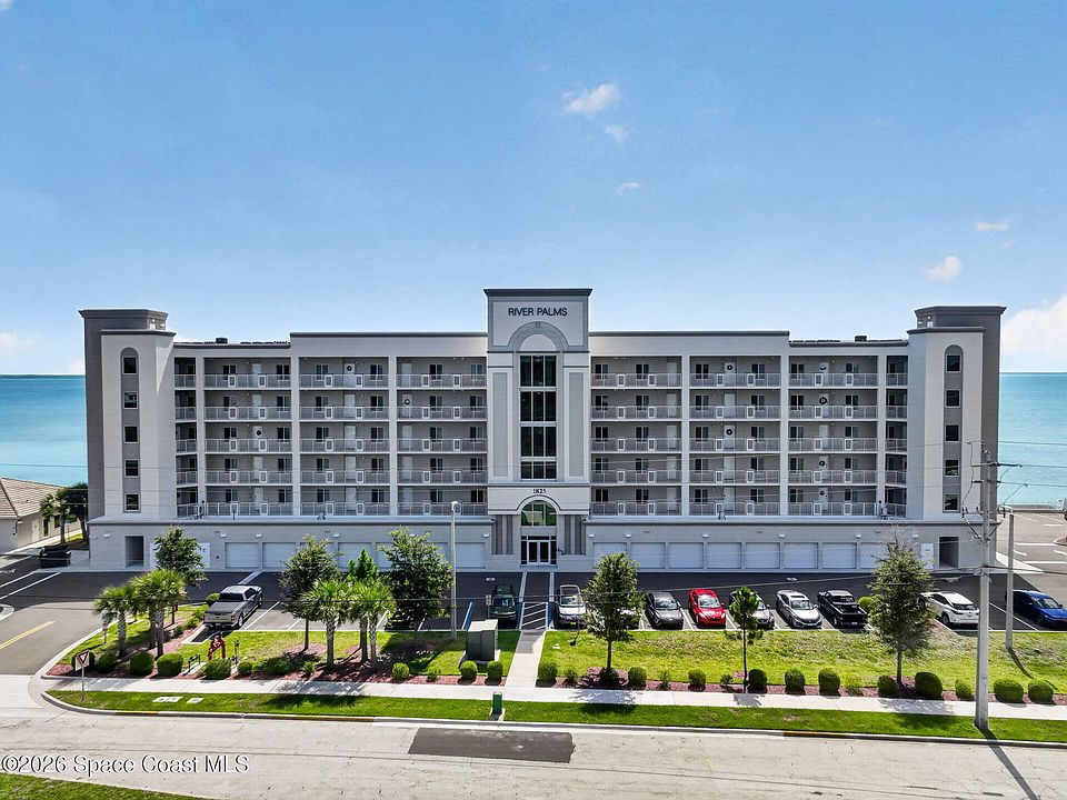 1st image of 1825 Riverside Dr #502