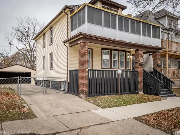 4206 Cadillac Blvd, Detroit, MI 48214