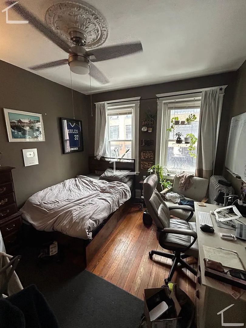 4 bed in Beacon HIll — Photo 2