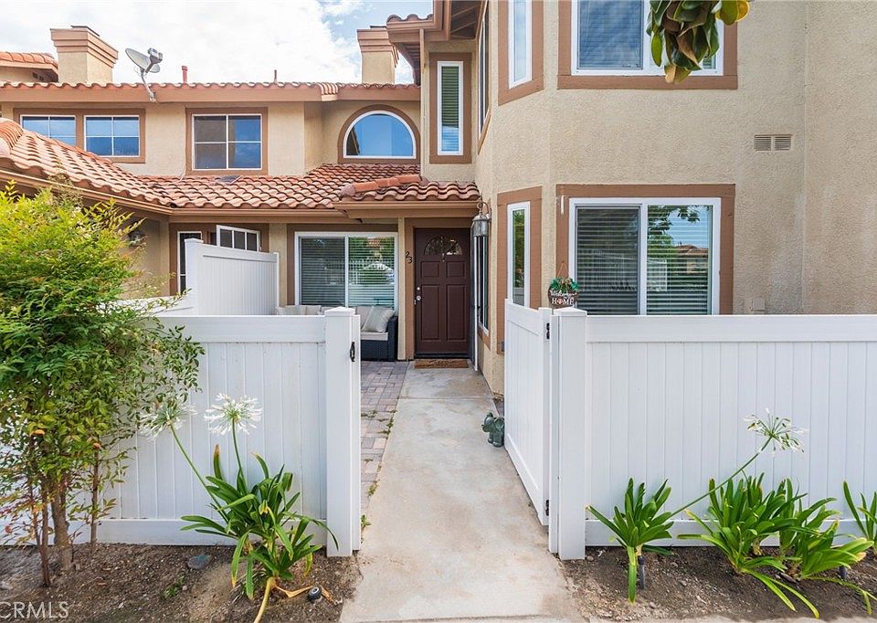 1st image of 23 Vista Colinas