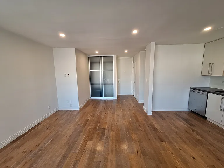 The Place Apartments — Photo 9