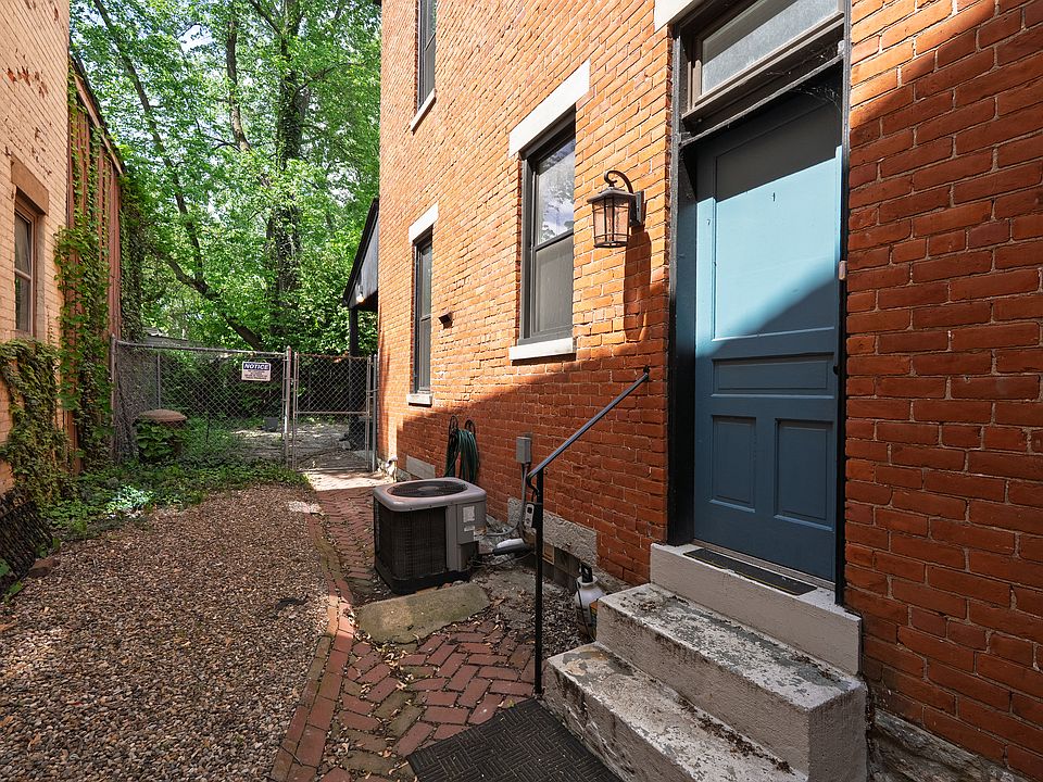 Entrance to First Floor Apartment