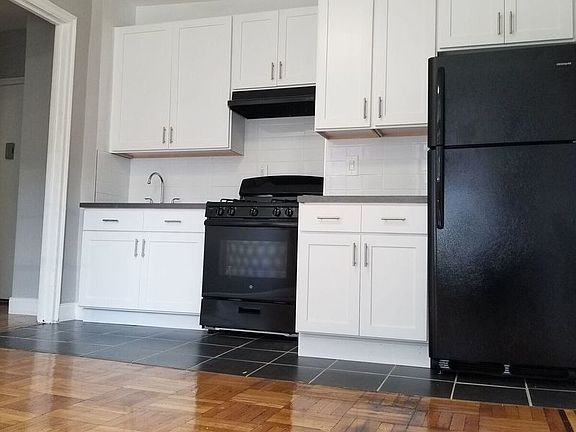 2nd image of 2725 Barker Ave APT T43