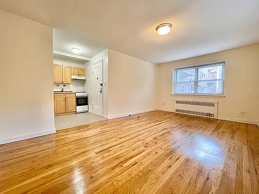 Rented by Keller Williams NYC | media 2