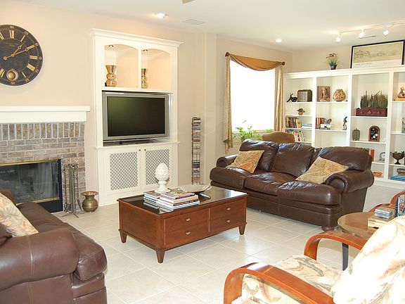 Super-sized Family Room Option Provides Room for All to Relax in Style!