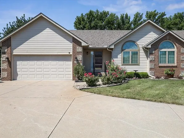 1538 Cardiff Ct, Altoona, IA 50009
