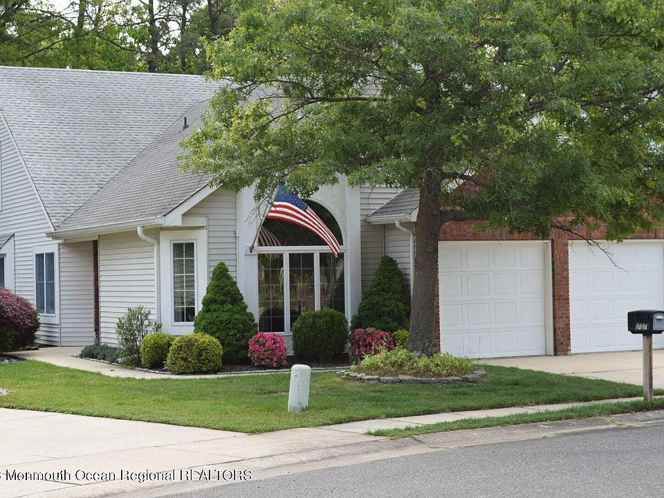 1st image of 1707 Lacebark Court