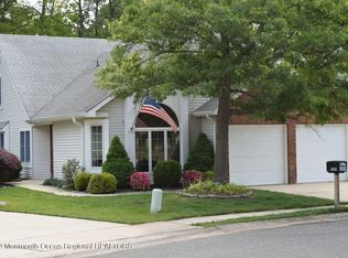 1707 Lacebark Ct, Toms River, NJ 08755