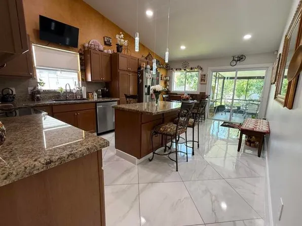 7743 Elwood Dr, Lake Worth, FL 33467